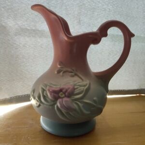 Vintage Hull Art Pottery Wild Flower Matte Vase #W-2 5 1/2" USA